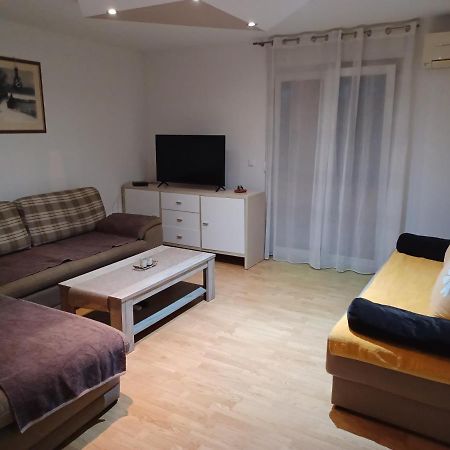 Senoina Ulica 36 Jm Apartment Pula Extérieur photo